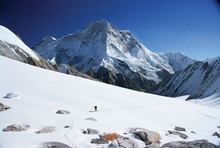 19 Days Makalu Base Camp Trek from Kathmandu