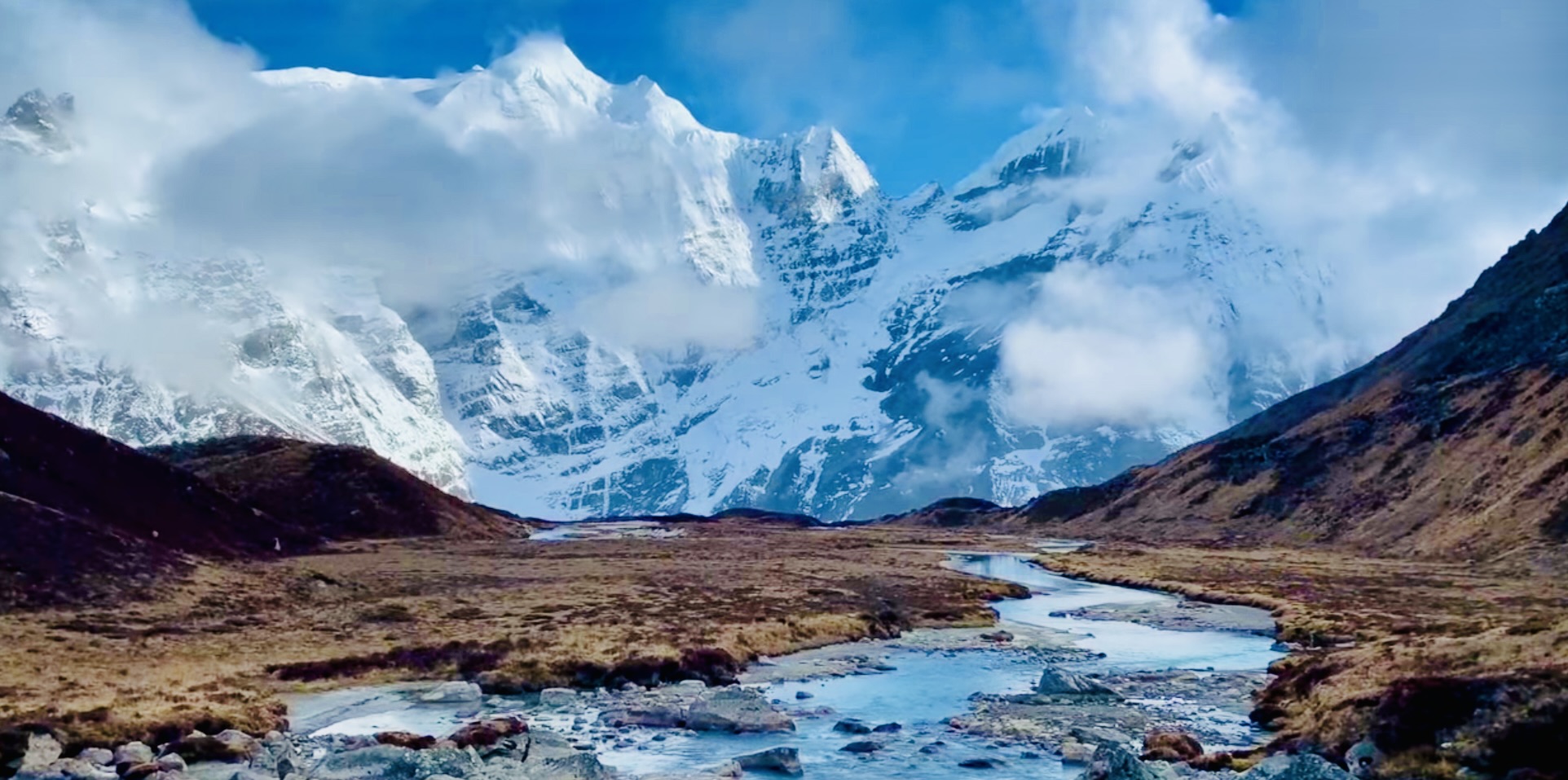 Mera Peak Climbing Guide - 18 Days Mera Peak Climbing Guide - 18 Days