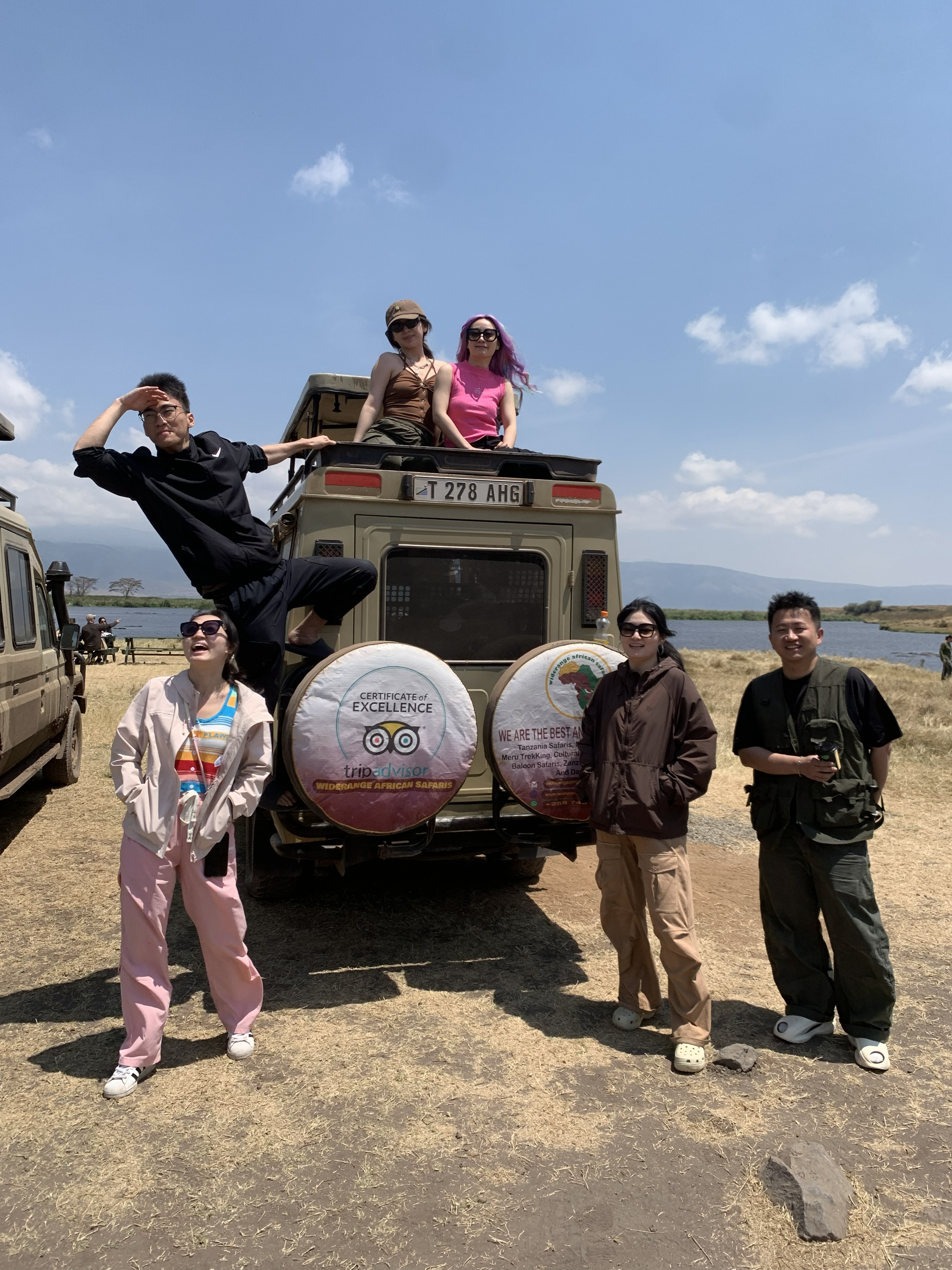 6 days Tanzania luxury private safari tour package